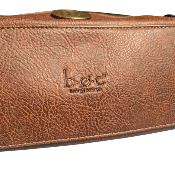 b.o.c. Black and Brown Leather Shoulder Bag Crossover Strap Full Size Purse - Picture 5 of 16